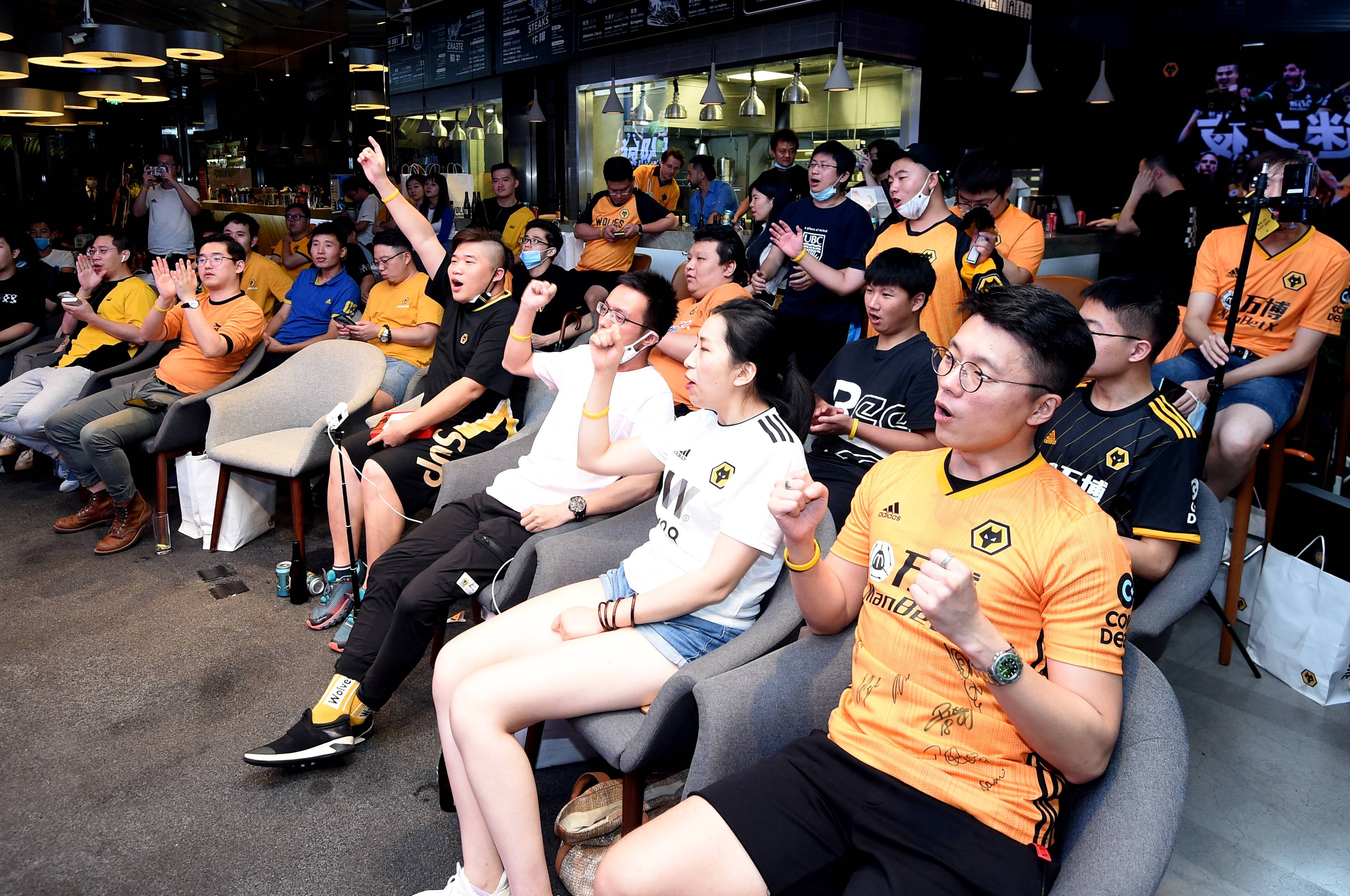 tezo耳机狼队版双耳,狼队联名耳机tezo