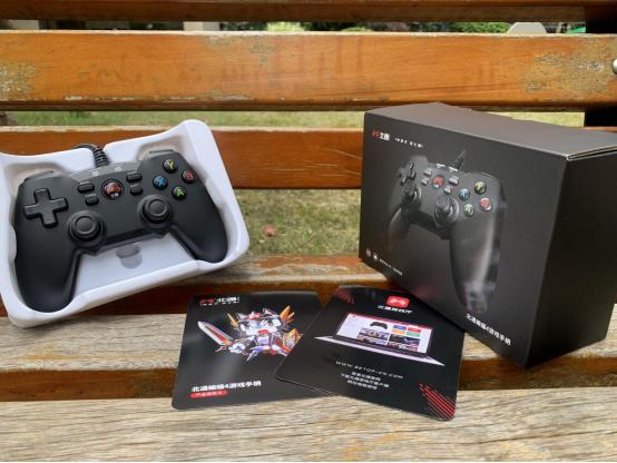 北通蝙蝠4手柄选哪个,北通蝙蝠4手柄无线版续航