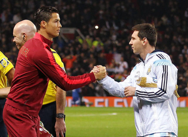 梅西和c罗的精彩瞬间,梅西与c罗巅峰对决光辉岁月