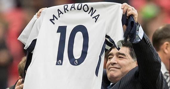 「马纳多纳」与他最有缘分的四座城市