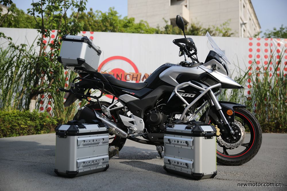 大运300拉力车发动机是不是本田的,大运300拉力车直播