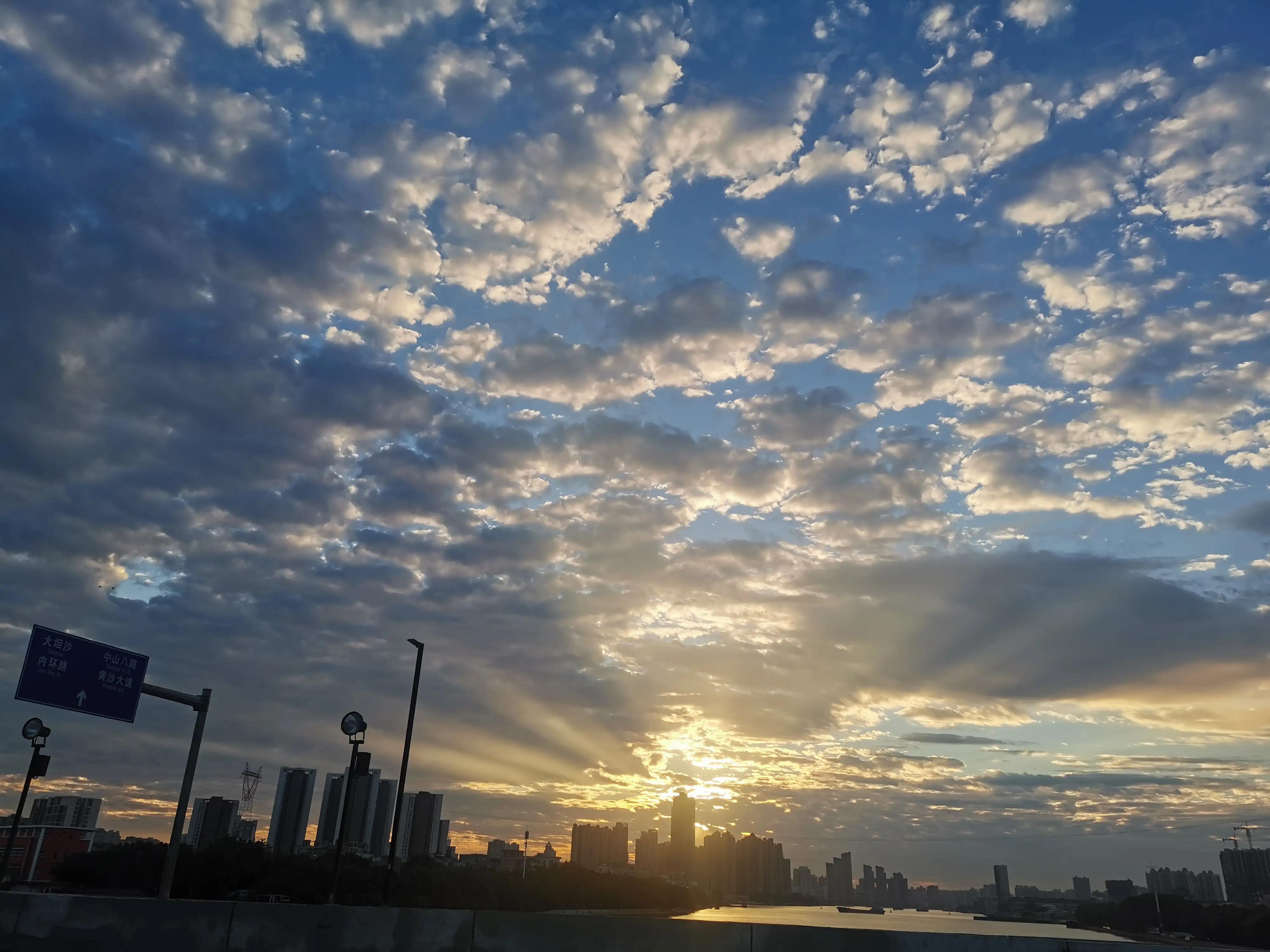 「Hwa叔说广州」桥梁篇:闪耀发展之光的华南大桥