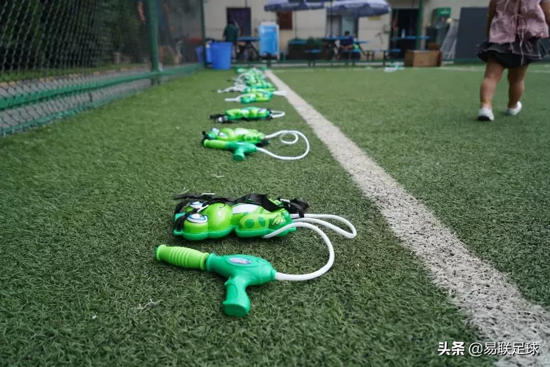 易联梯队训练赛,西安暑假易联足球培训班青少年