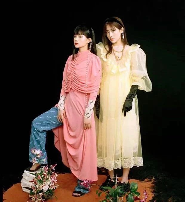 小心机简约设计风格,设计感小心机不规则假两件