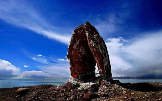纳木错湖底的秘密,纳木错传说真实故事
