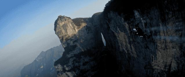 迪拜土豪新玩具无人机送你上天,迪拜喷气机起飞