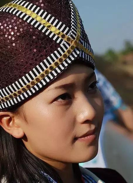 云南16个州的姑娘,云南风情推荐