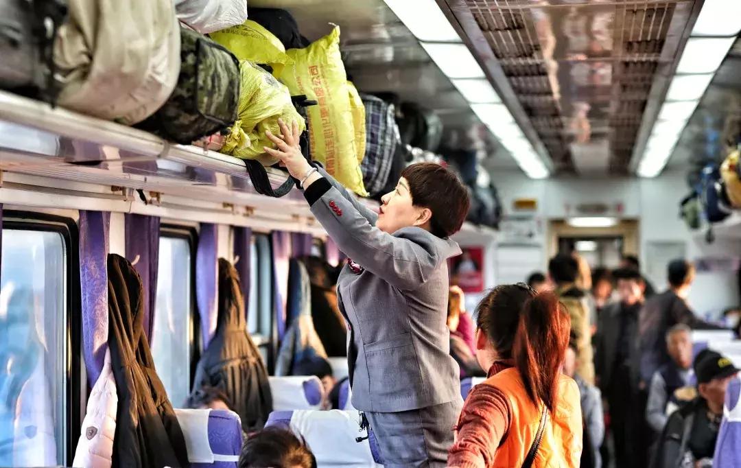 新疆铁路2024出疆列车时刻表,11月10日新疆铁路调图