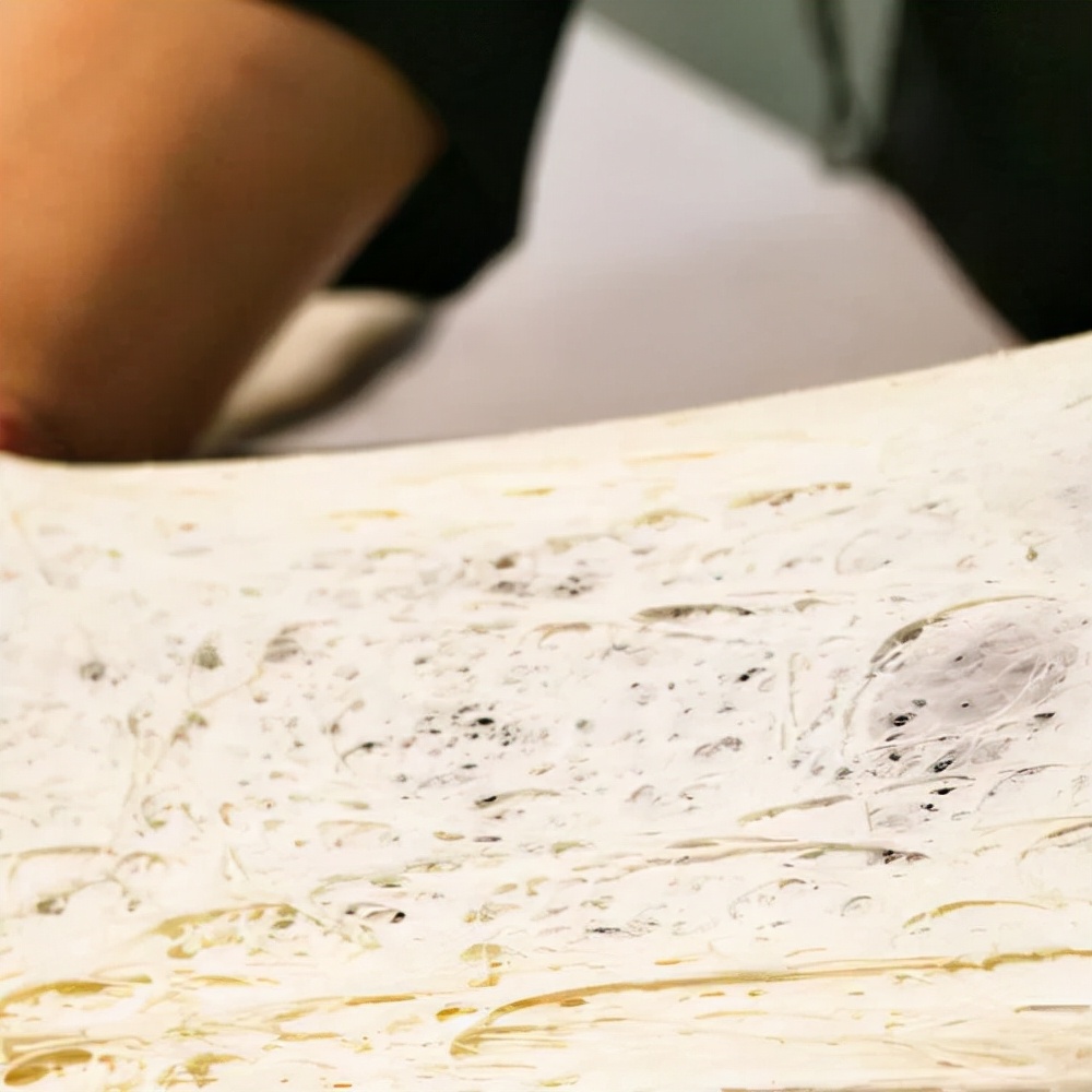 和面发酵后很粘,和面面团里都是气泡