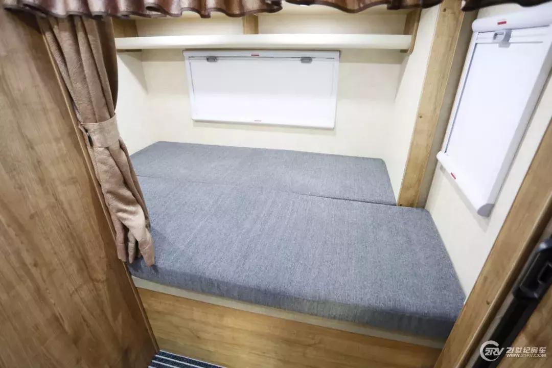 拓锐斯特轻卡侧拓展房车最新信息,拓锐斯特火星二号纵床版房车
