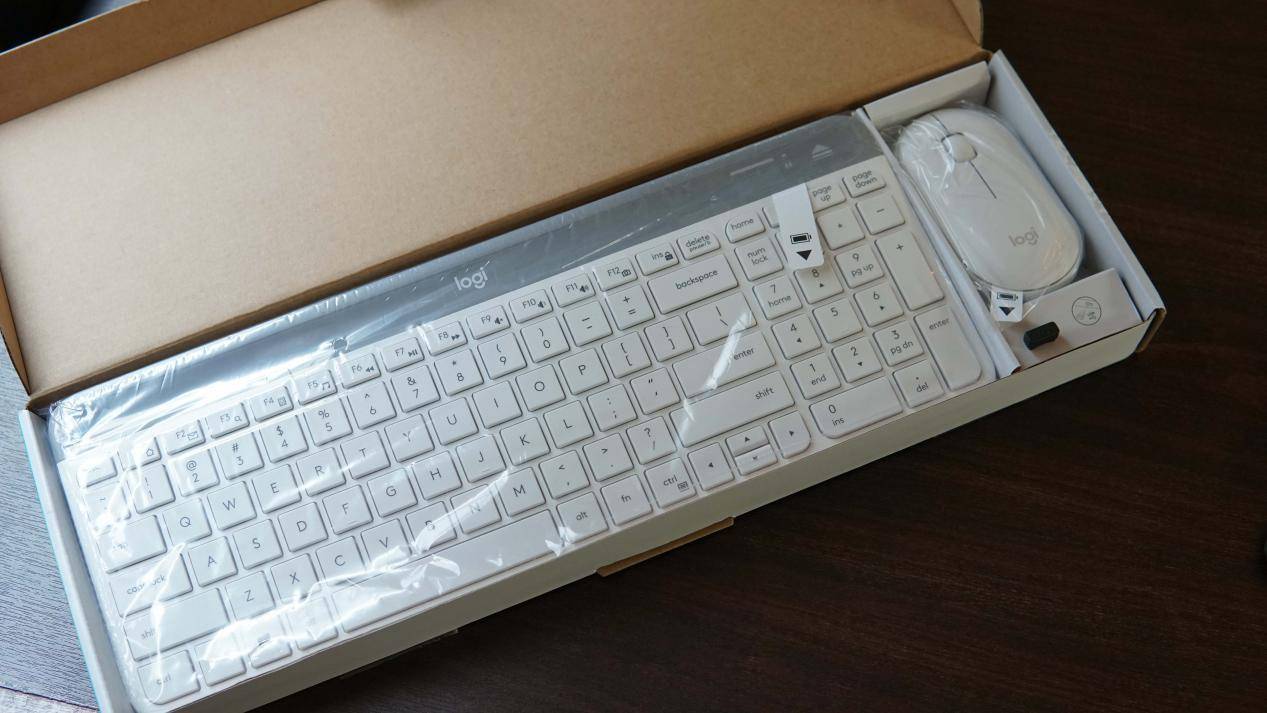 罗技MK470键鼠套装评测:轻松搭建无线办公环境,轻薄静音好体验