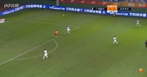 武汉卓尔0:5广州恒大,坚韧如钢铁温柔如蝶翼