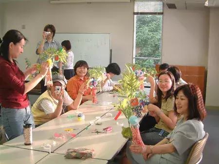 在日本的中国人，都靠什么活下来？