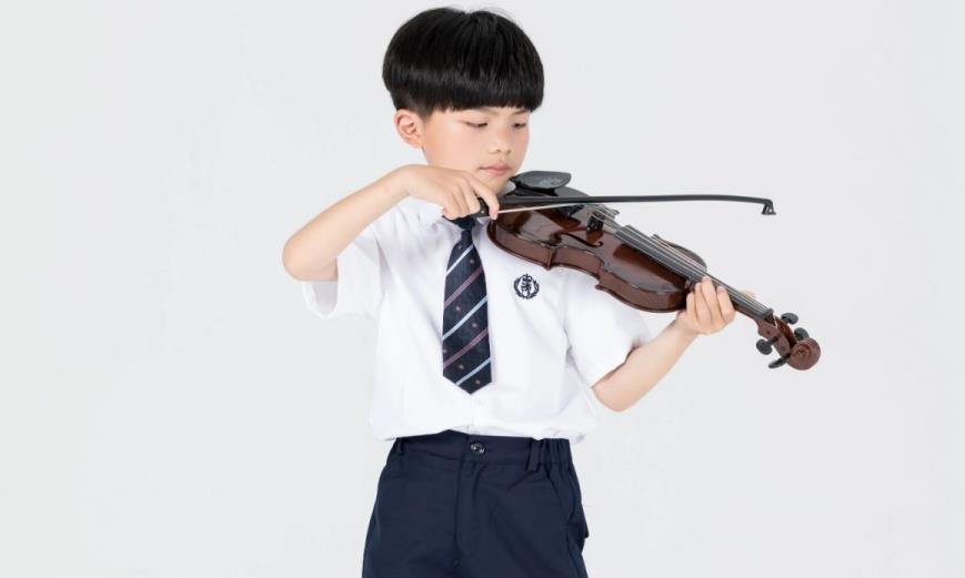 自我同一性和角色混乱怎么解决,自我同一性对角色混乱的表现