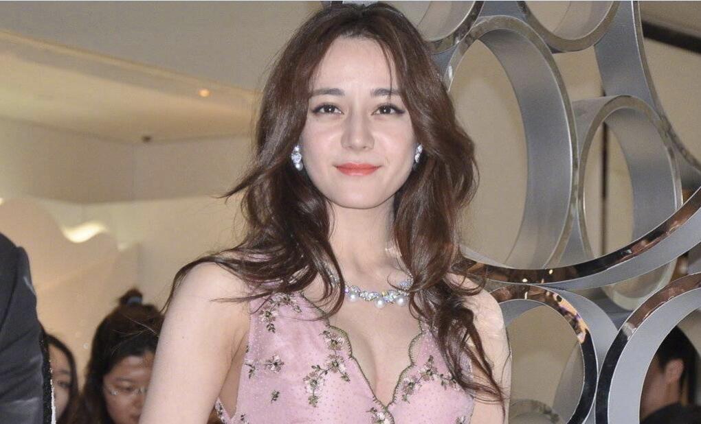 连迪丽热巴都躲不过的颜值毒药？现在预防还来得及