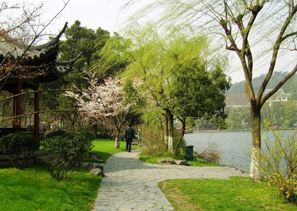 七绝西湖十景诗,七律原创诗词写景