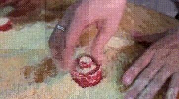 简单四步做出松软的绿豆糕,绿豆糕怎么做才会更好吃