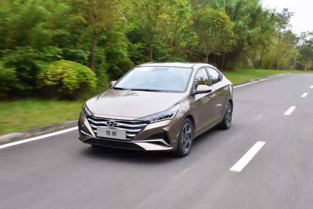 现代悦纳仪表显示屏功能介绍,现代悦纳2020手动炫酷版