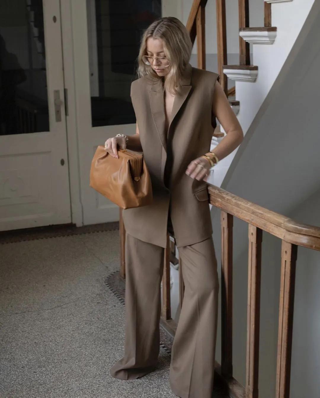 Jennie的马甲原来是学Kate Moss啊