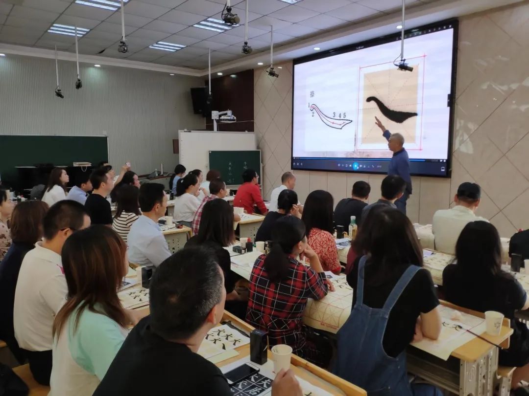 濡備綍绯荤粺瑙勮寖瀛︿範涔︽硶,鏌充綋涔︽硶鐐圭敾绗旀硶鐨勯珮鏁堝涔犳硶