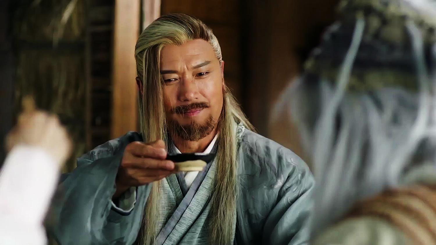 周伯通算绝顶高手吗,周伯通地位列五绝之首片段