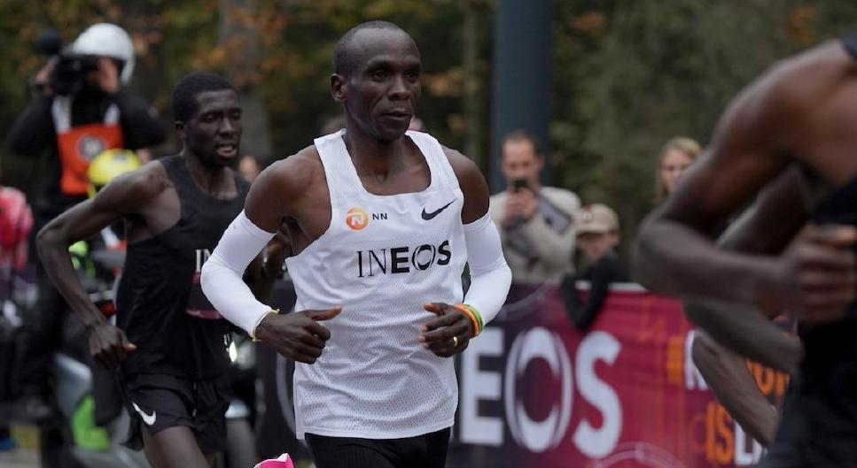 跑狐周记|1:59:40基普乔格成功破2!Kosgei破女子世界纪录