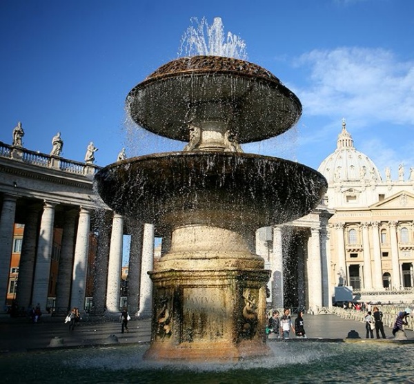 走进梵蒂冈城市,走进梵蒂冈手抄报