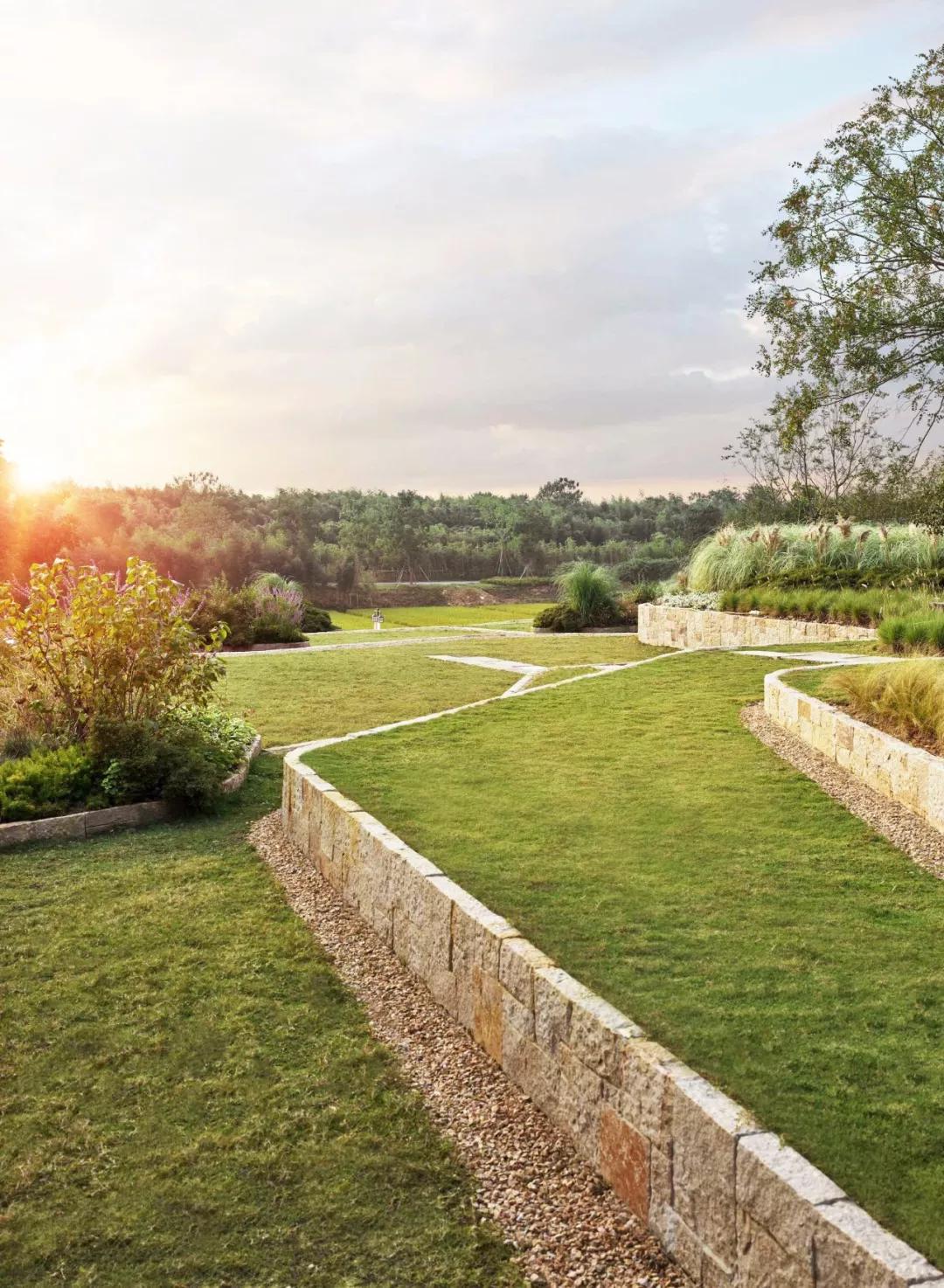 一波优雅的高差处理，漂亮