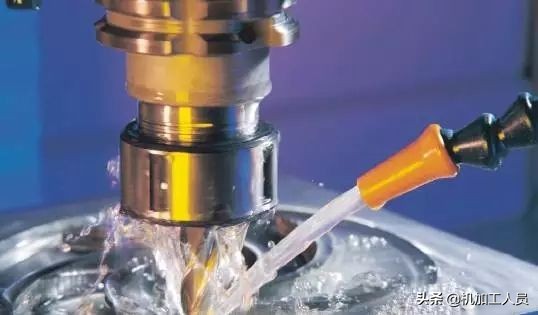 数控切削液起泡怎么办,切削液导致手起泡