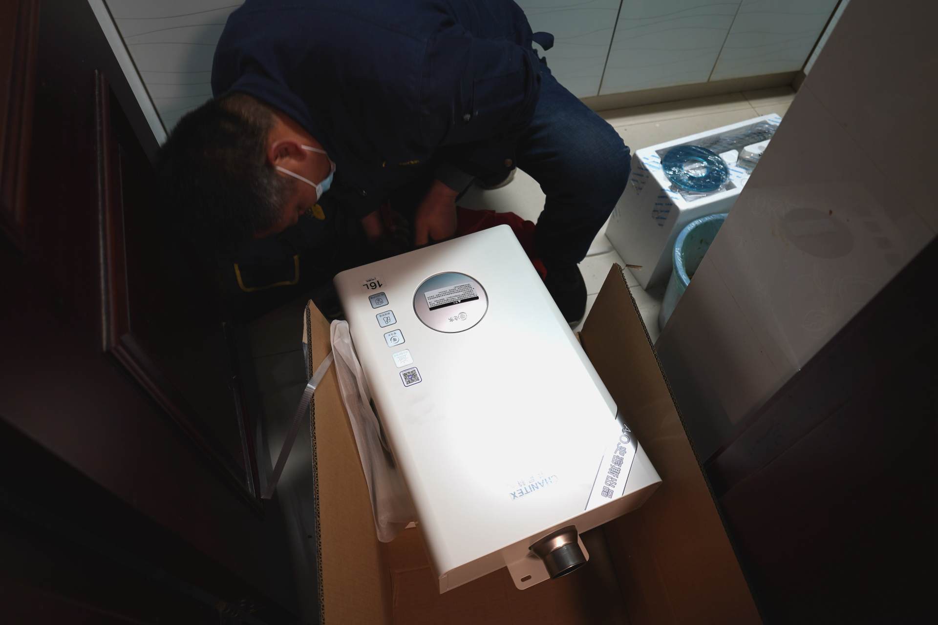 能率热水器如何改零冷水,老式能率热水器维修