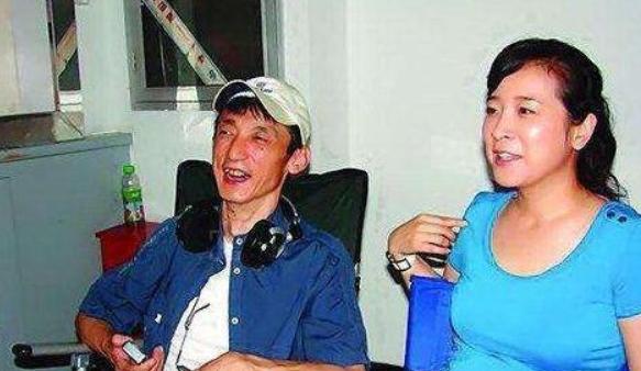 10位出轨男星的老婆与小三对比,唯一允许妻子出轨的男星