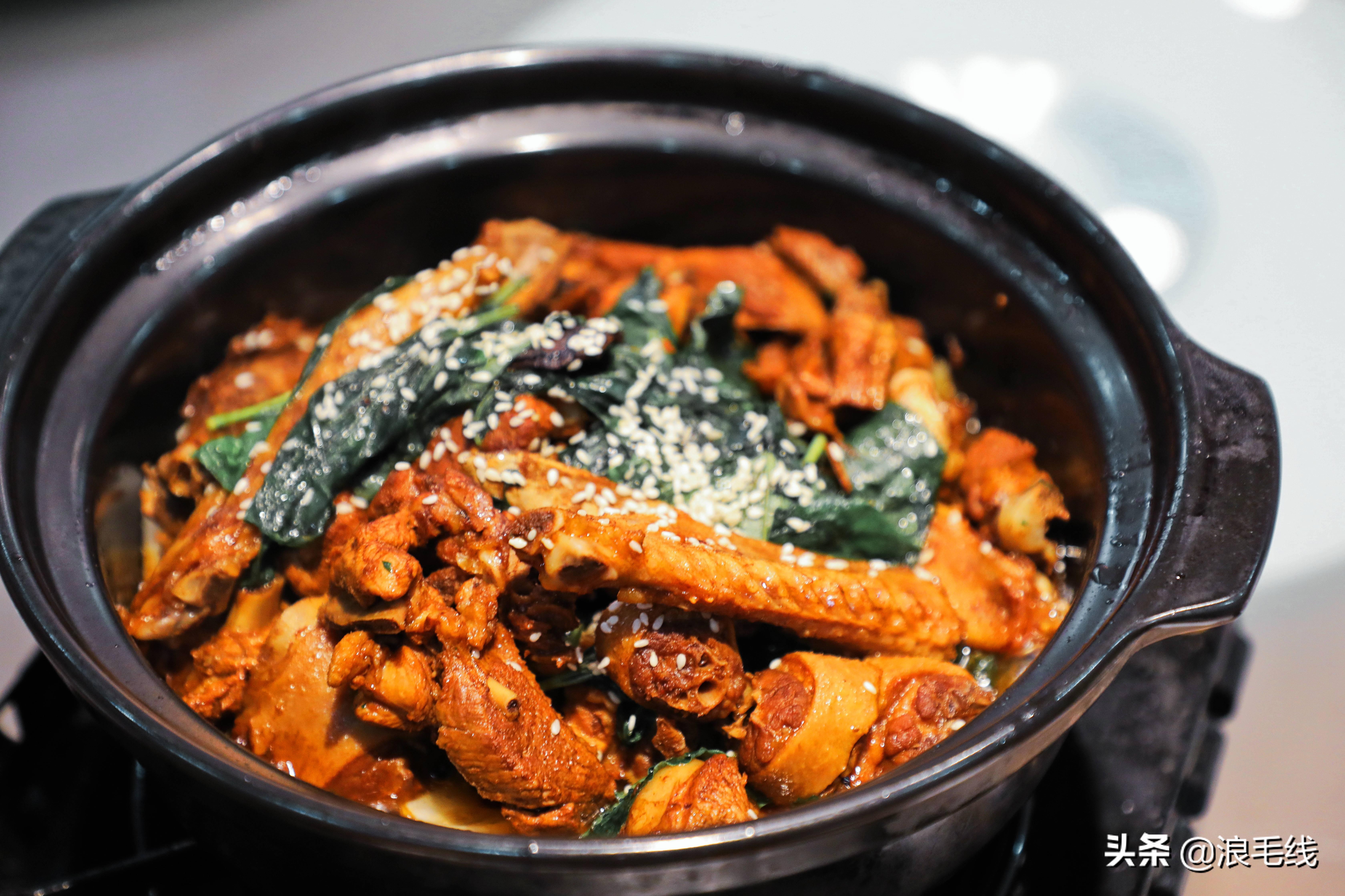 李现拍戏住的三亚酒店多少钱一晚,住韩商言同款酒店