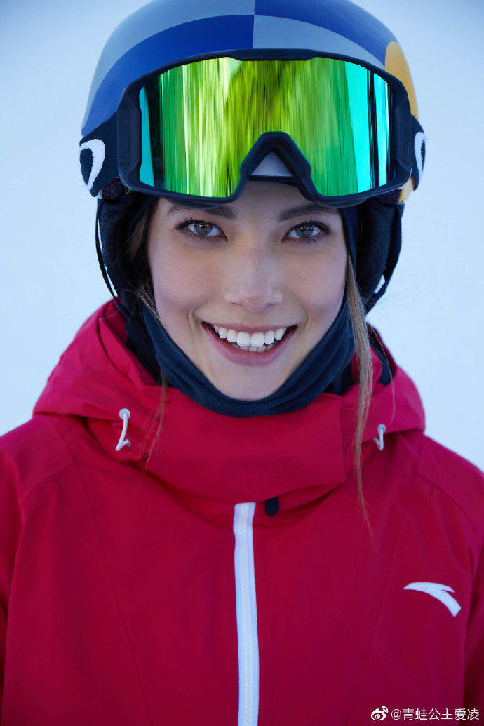 爽文般人生！天才学霸+世界冠军+绝美模特，17岁中美混血女孩火了