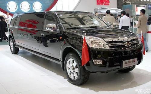 加长悍马的外观，迈巴赫座舱，30万的长城派7米车身够不够帅？