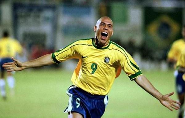 足坛梅罗,足坛球星梅罗