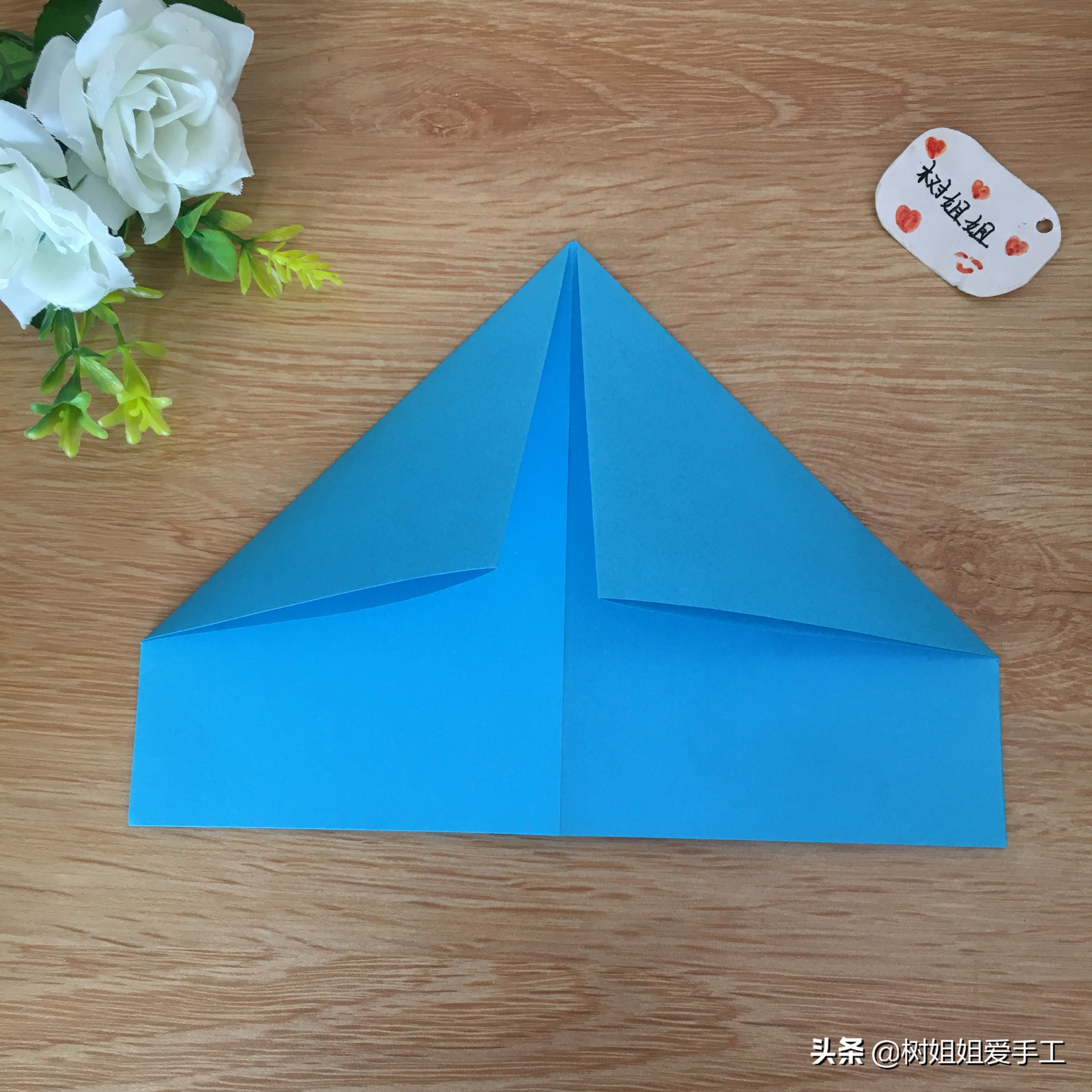 a4纸能放进去的相框怎么做,简单用一张正方形纸折创意折纸