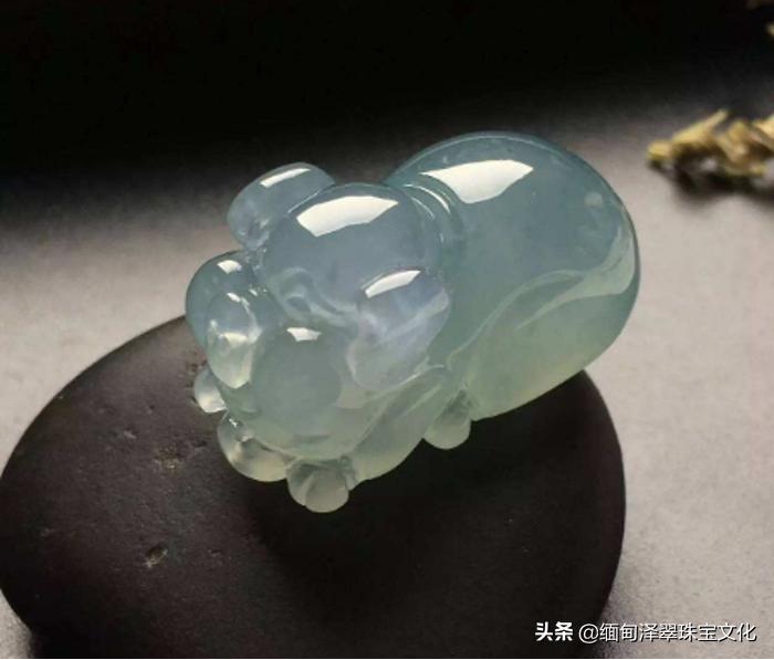 翡翠种水颜色一览表,翡翠常见的5种颜色有哪些