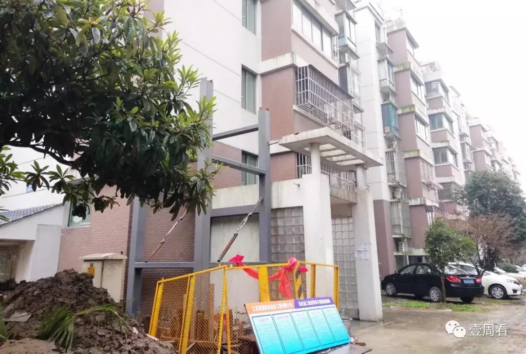 扬州老小区加装电梯工人费用,扬州老小区加装电梯