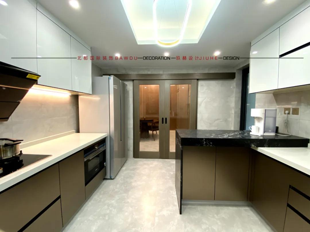 现代跃层设计效果图,装修设计案例大户型跃层