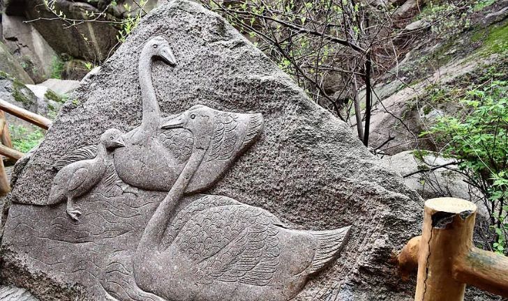 西泰山的特点是什么,西泰山为啥叫西泰山