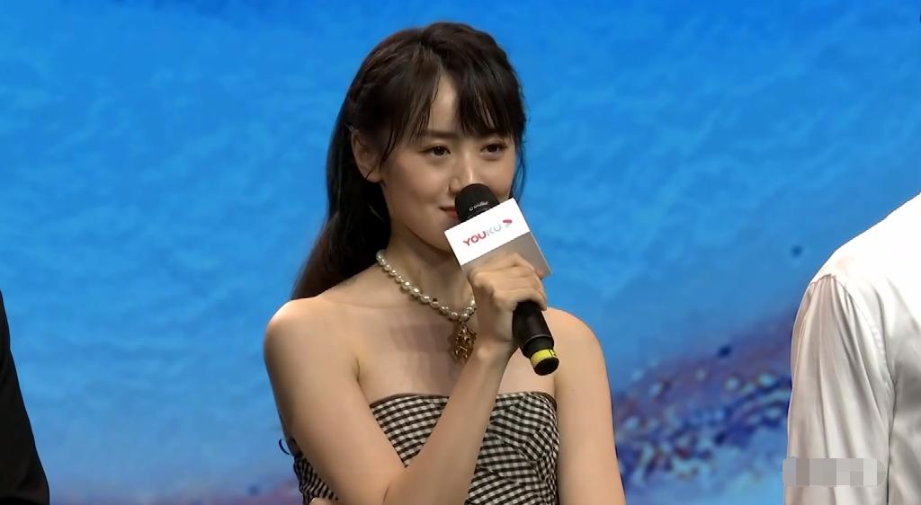 琉璃成毅袁冰妍云歌会,成毅与袁冰妍综艺避嫌