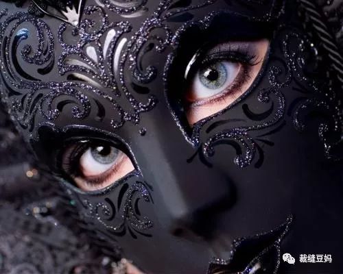 服装色彩预测分析,服装色彩应用知识点