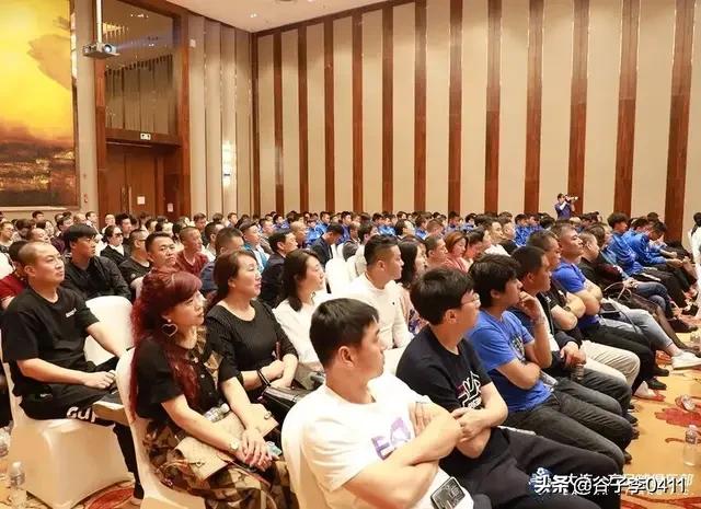 西班牙人、凯尔特人、大连人，万达回归足球城，百年俱乐部的开始