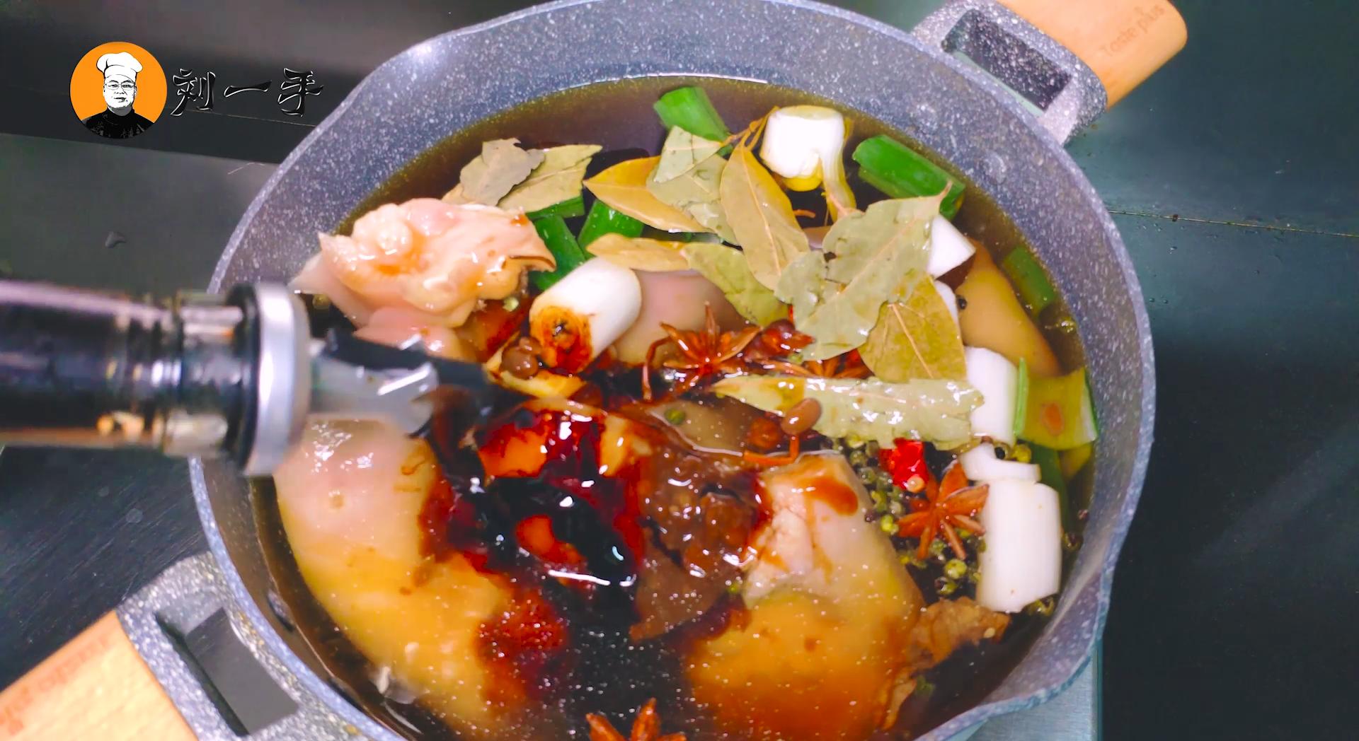 卤猪耳怎样操作,别再去卤肉店买卤肉了