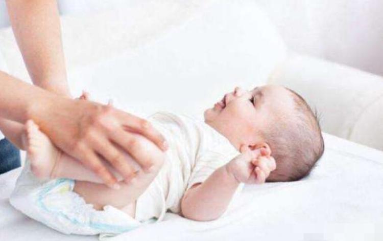 宝宝五六天不排便便秘严重,宝宝几天不拉大便攒肚说明什么啊