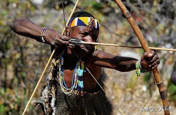 非洲最“封闭”部落，“大臀美女”很吃香，却无法拒绝男人需求