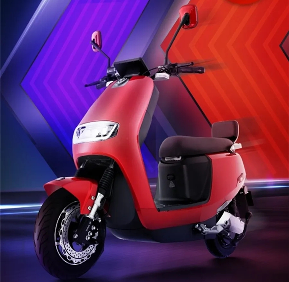 台铃猛狮能装多大电瓶,台铃猛狮和小狮子有什么区别