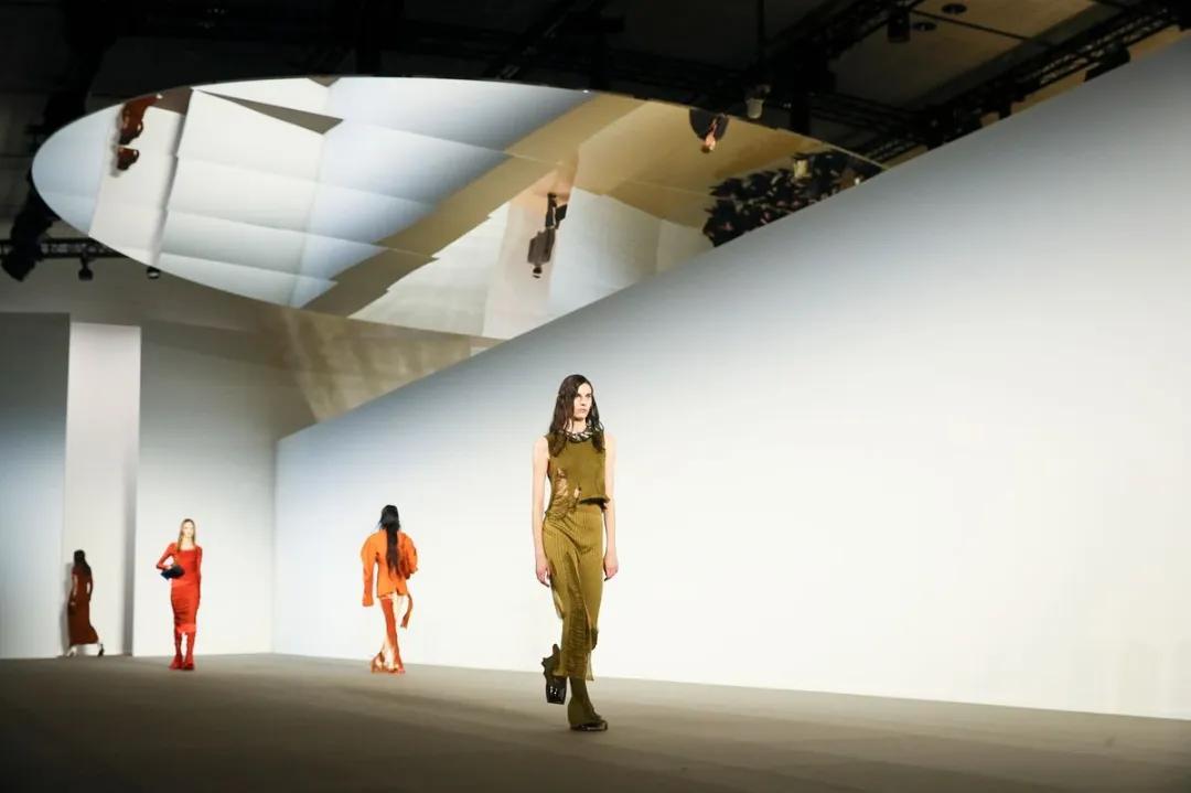 谁告诉你，Acne只是一个爆款“潮牌”？