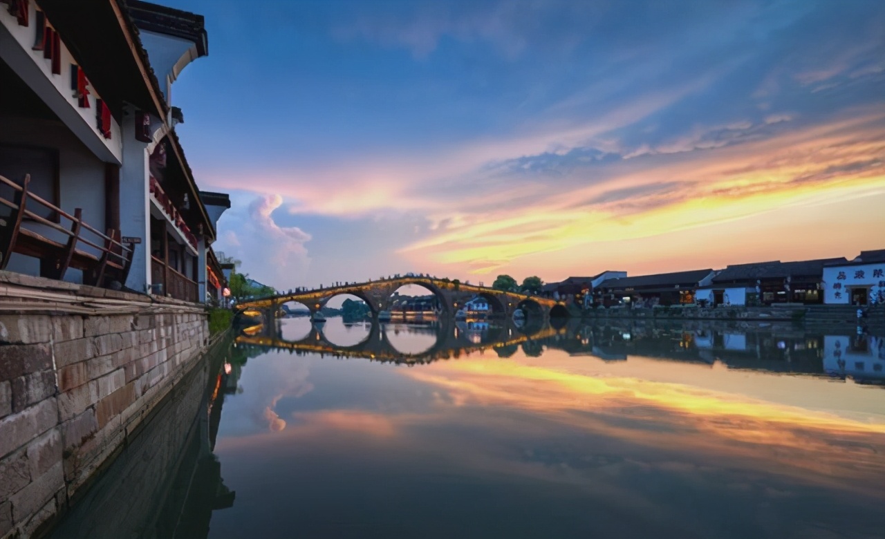 杭州最美的风景区排名前十,杭州有哪些值得一去的古镇古街