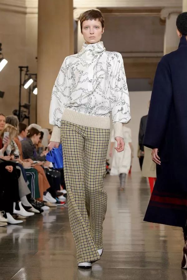 victoriabeckham出街,victoriabeckham谢幕